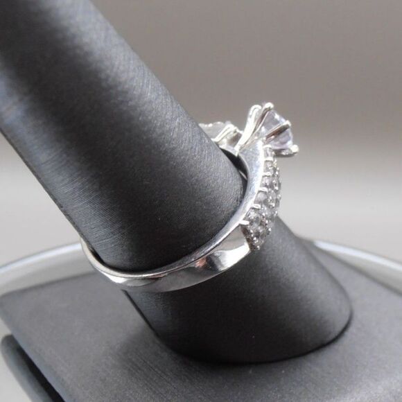 Sterling Silver GM 925 Cubic Zirconia Ring – Size 8.5 – Vintage Glam ✨ - Picture 3 of 5